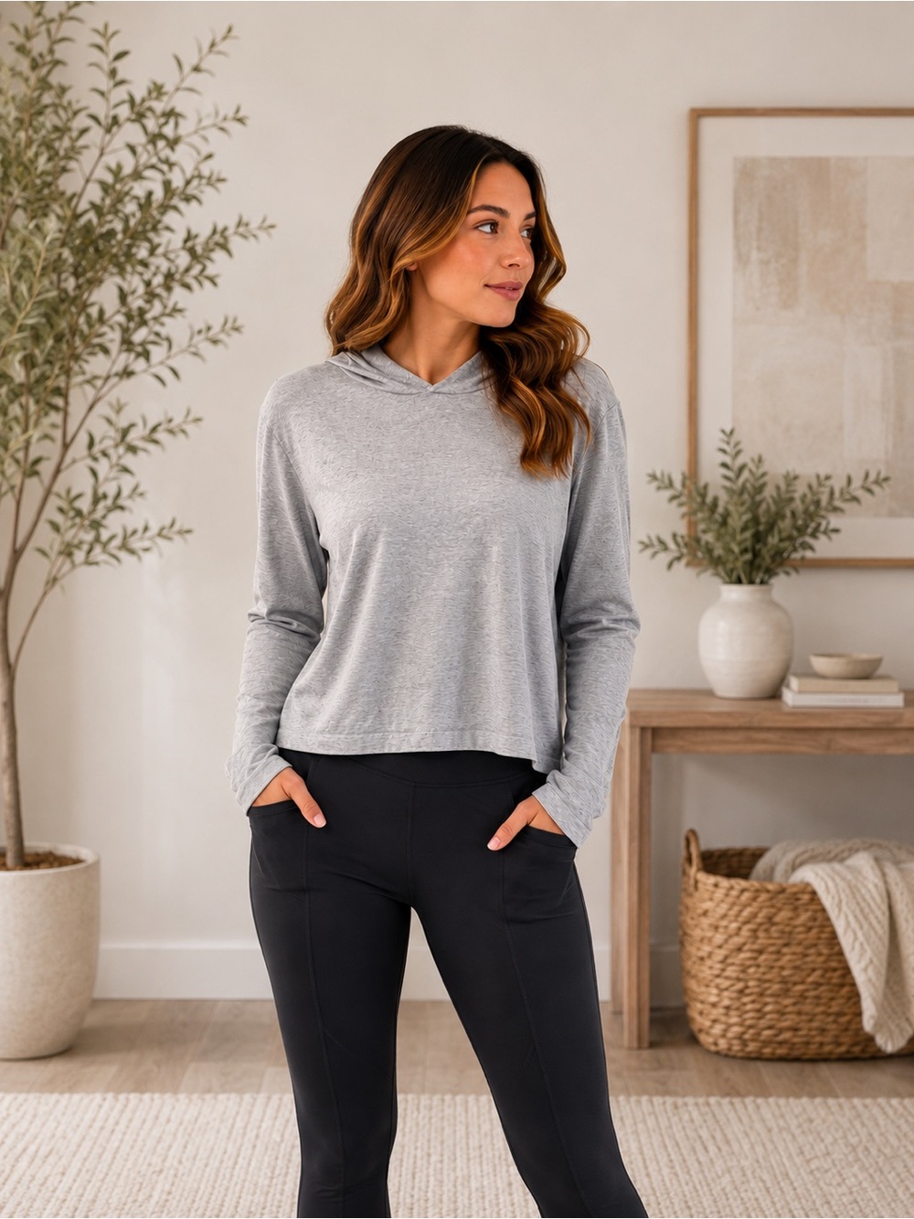 Aritzia Tna Heather Grey Lightweight Hooded Long Sleeve Top | XL